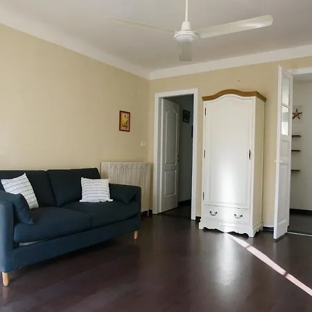 לינה וארוחת בוקר Piccoli Leoni 3*